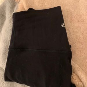 Black lululemon align pant 25’’